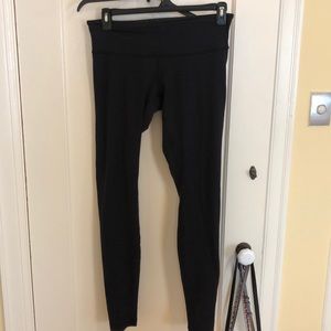 Lululemon black leggings